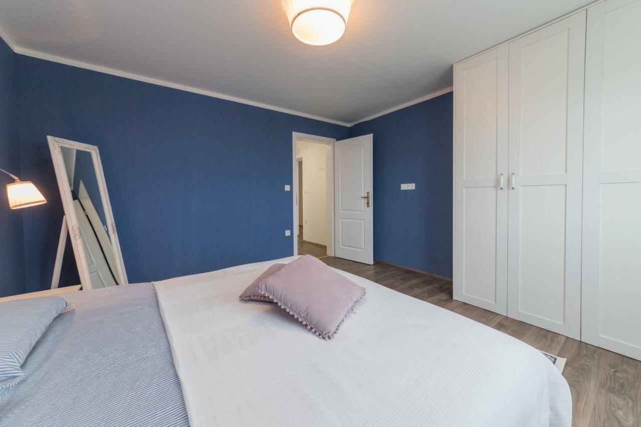 Apartmani Zara Затон Экстерьер фото