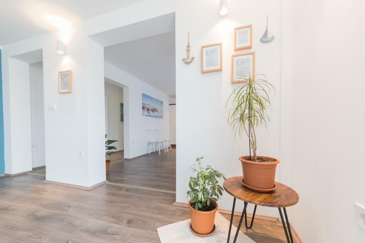 Apartmani Zara Затон Экстерьер фото